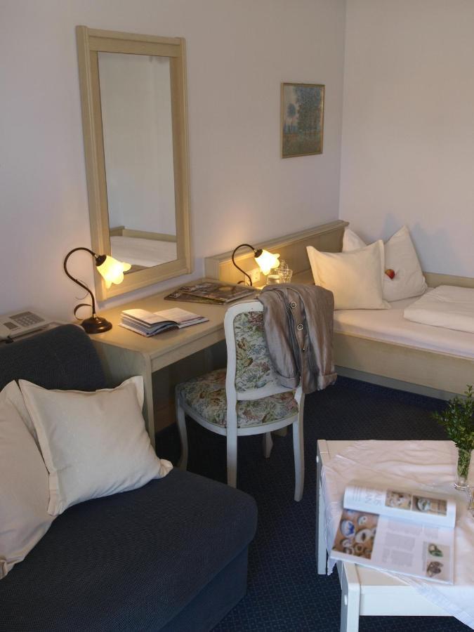 Xundheits Hotel Garni Eckershof Bad Birnbach Room photo