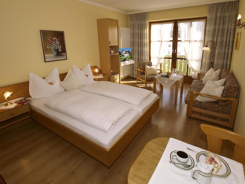Xundheits Hotel Garni Eckershof Bad Birnbach Room photo